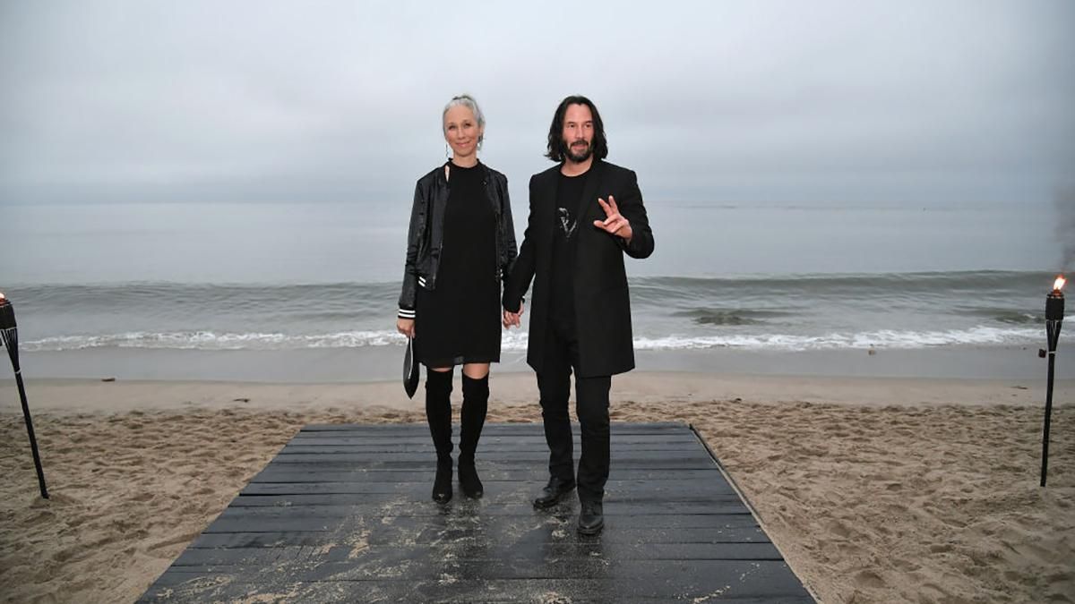 Избранница Киану Ривза впервые прокомментировала отношения с актером: детали Избранница Киану Ривза впервые прокомментировала отношения с актером: детали