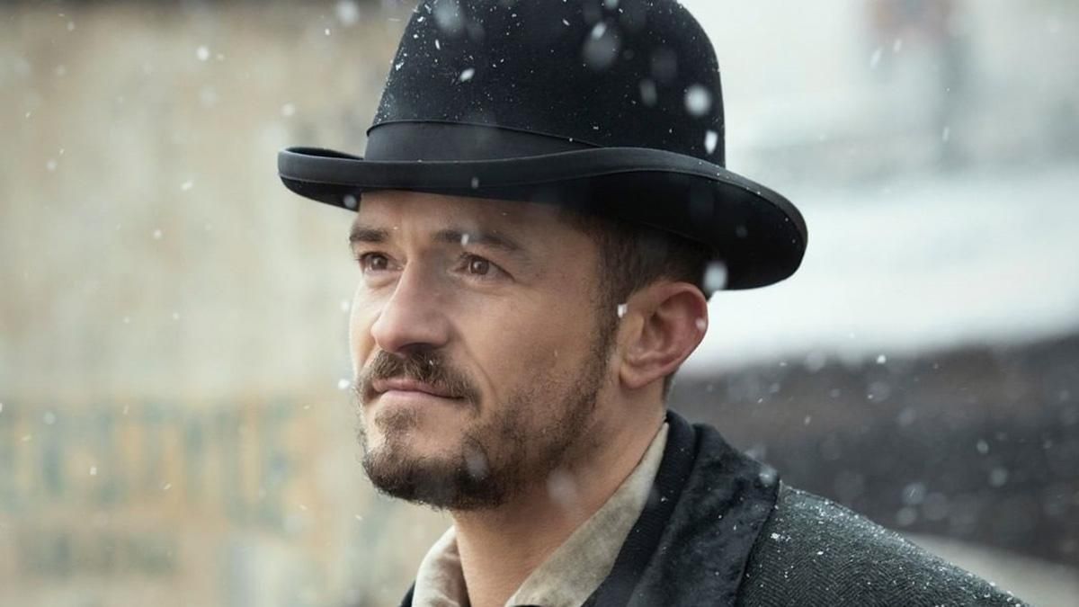 Мы едем домой на карантин, – Орландо Блум прекратил съемки в сериале из-за коронавируса