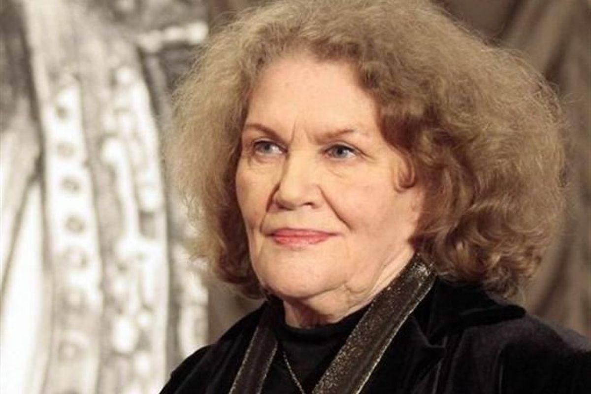 Президенты Украины снялись в видеоролике к 90-летию Лины Костенко Президенты Украины снялись в видеоролике к 90-летию Лины Костенко