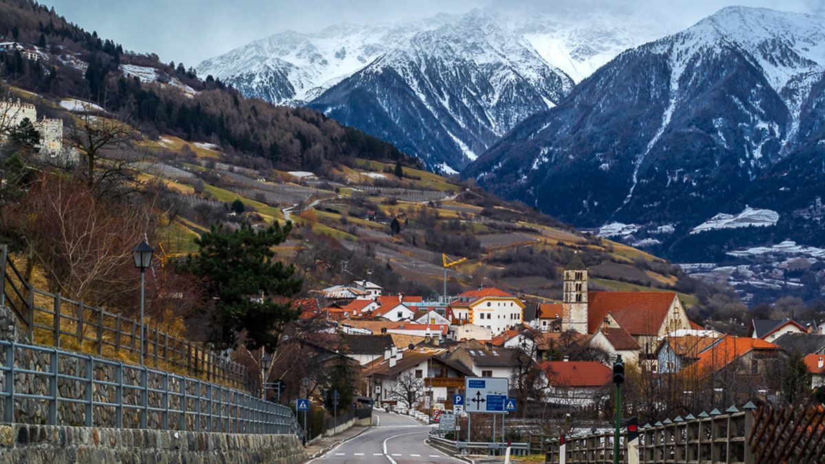Карантин в Австрии: правительство изолировало горнолыжный регион Тироль