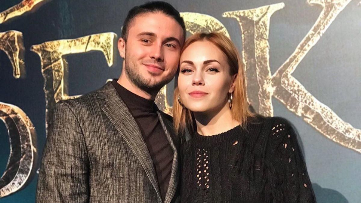 Співачка ALYOSHA замилувала мережу рідкісним сімейним фото Співачка ALYOSHA замилувала мережу рідкісним сімейним фото