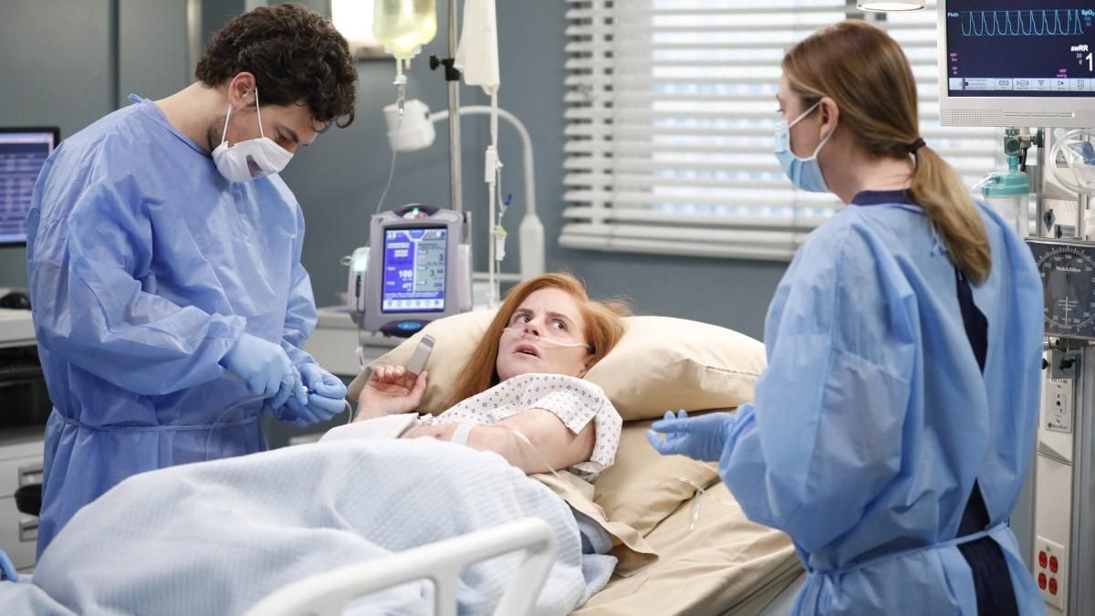 Зі знімального майданчика у шпиталі: Голлівуд надав особливу допомогу під час пандемії Зі знімального майданчика у шпиталі: Голлівуд надав особливу допомогу під час пандемії