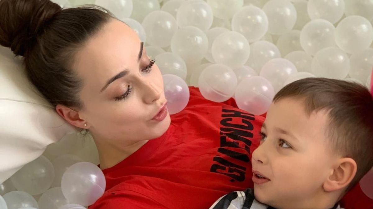 Ксения Мишина очаровала сеть волшебными фотографиями с сыном Ксения Мишина очаровала сеть волшебными фотографиями с сыном