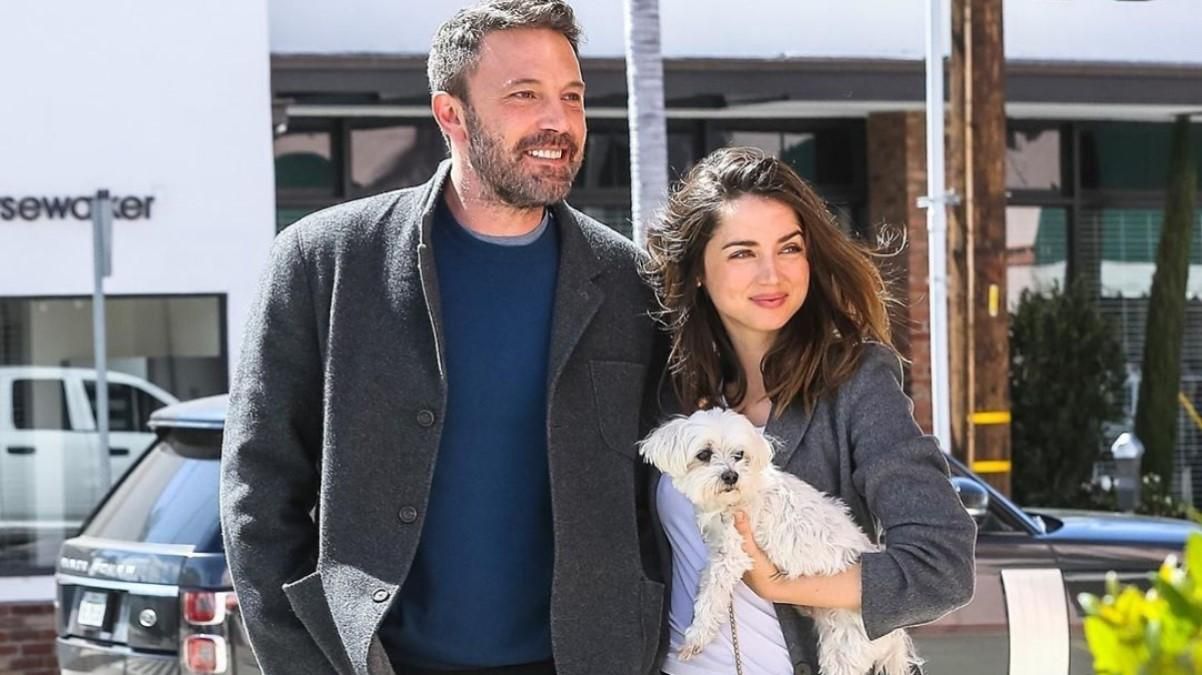 Актриса Ана де Армас влюбилась в Бена Аффлека, – СМИ Актриса Ана де Армас влюбилась в Бена Аффлека, – СМИ