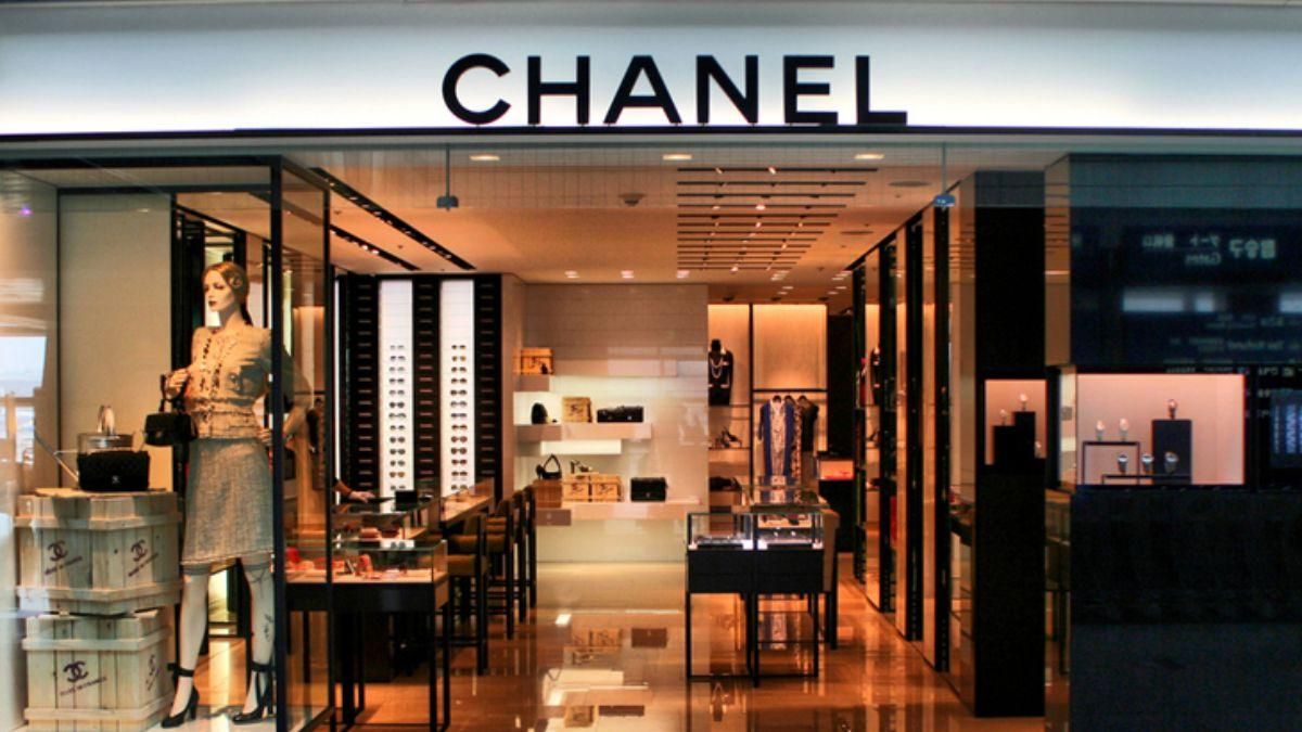 Hermes і Chanel через коронавірус закрили фабрики на карантин Hermes і Chanel через коронавірус закрили фабрики на карантин