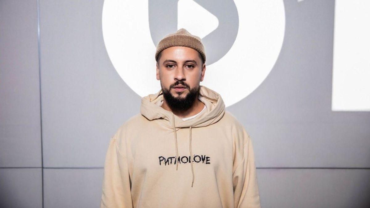 Монатік замилував мережу танцювальним відео з синами Монатік замилував мережу танцювальним відео з синами