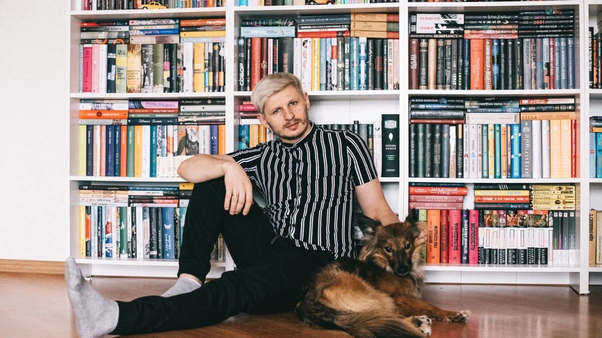 "Мистецький карантин": соліст гурту "Фіолет" зачитає свої вірші онлайн "Мистецький карантин": соліст гурту "Фіолет" зачитає свої вірші онлайн