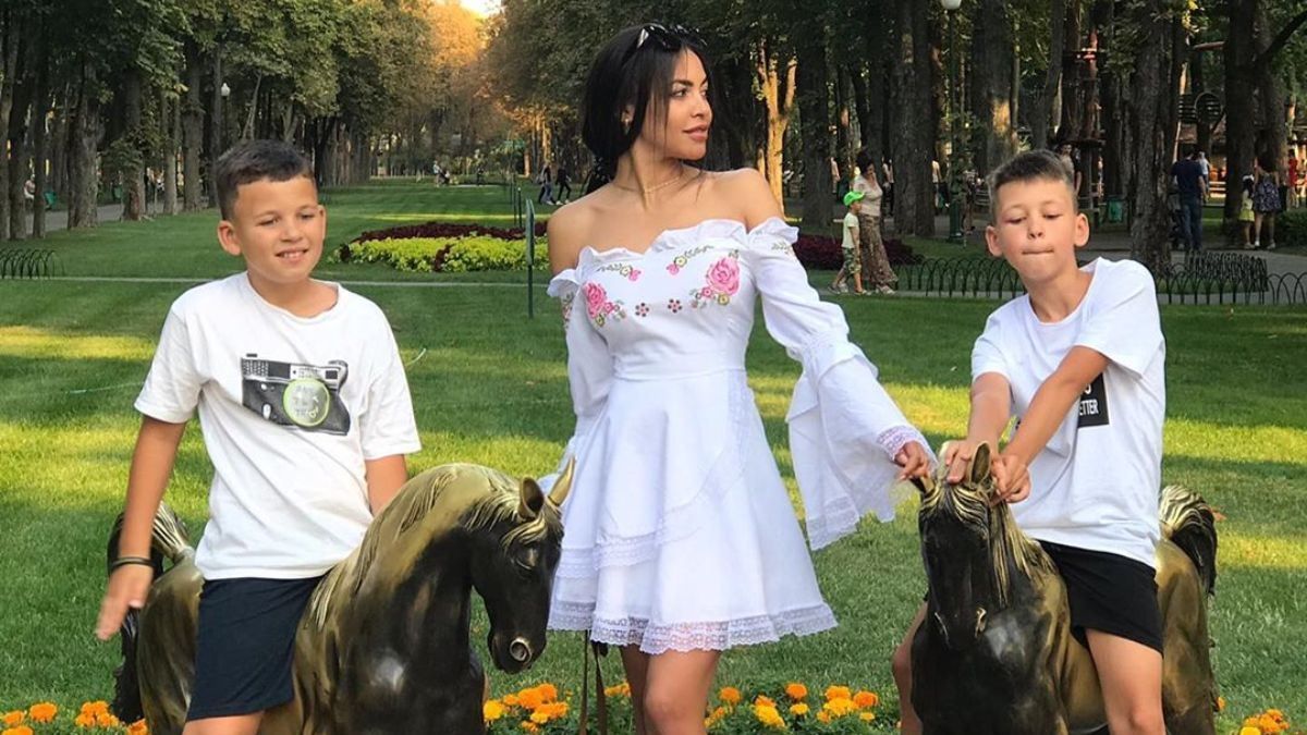 Ексдружина репера Серьоги розповіла, що вже два місяці не знає, де її сини Ексдружина репера Серьоги розповіла, що вже два місяці не знає, де її сини