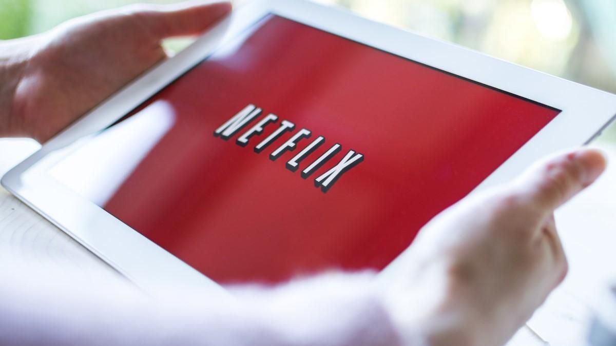 У Netflix вигадали оригінальний спосіб, як змусити людей дотримуватись умов карантину У Netflix вигадали оригінальний спосіб, як змусити людей дотримуватись умов карантину