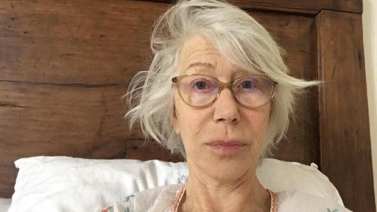 Оскароносная Хелен Миррен в свои 74 показала фото без макияжа, чтобы привлечь внимание к вирусу Оскароносная Хелен Миррен в свои 74 показала фото без макияжа, чтобы привлечь внимание к вирусу