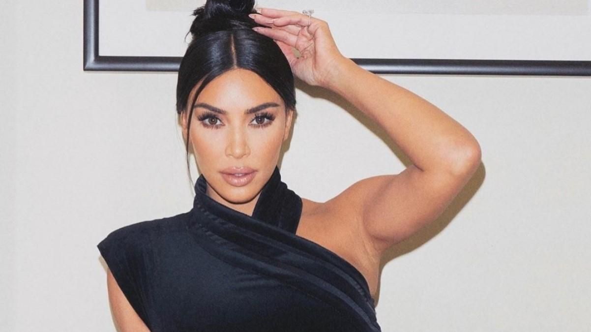 Доводиться займатись пранням і готувати, – Кім Кардашян розповіла про карантин з 4 дітьми Доводиться займатись пранням і готувати, – Кім Кардашян розповіла про карантин з 4 дітьми