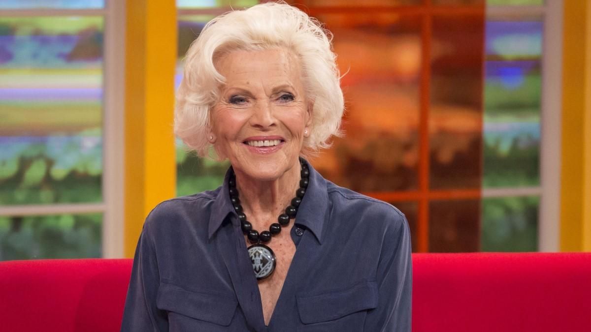 Померла популярна акторка Гонор Блекман – зірка фільму про Джеймса Бонда Померла популярна акторка Гонор Блекман – зірка фільму про Джеймса Бонда