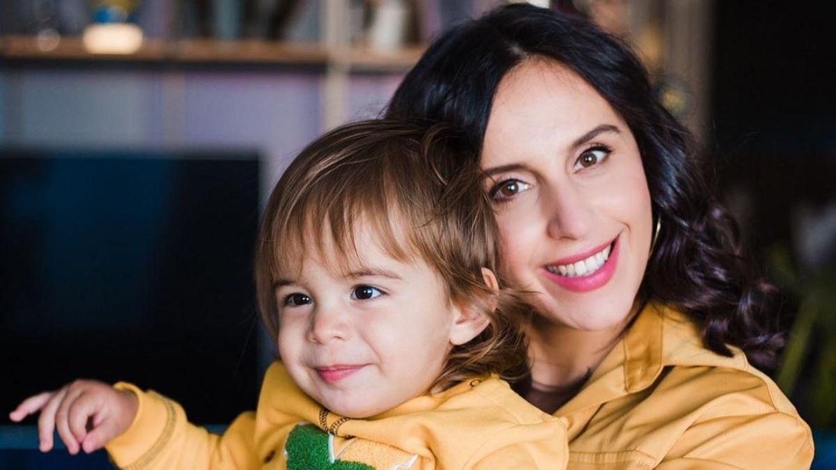 Джамала розповіла, чим займається з сином на карантині: ніжні фото Джамала розповіла, чим займається з сином на карантині: ніжні фото
