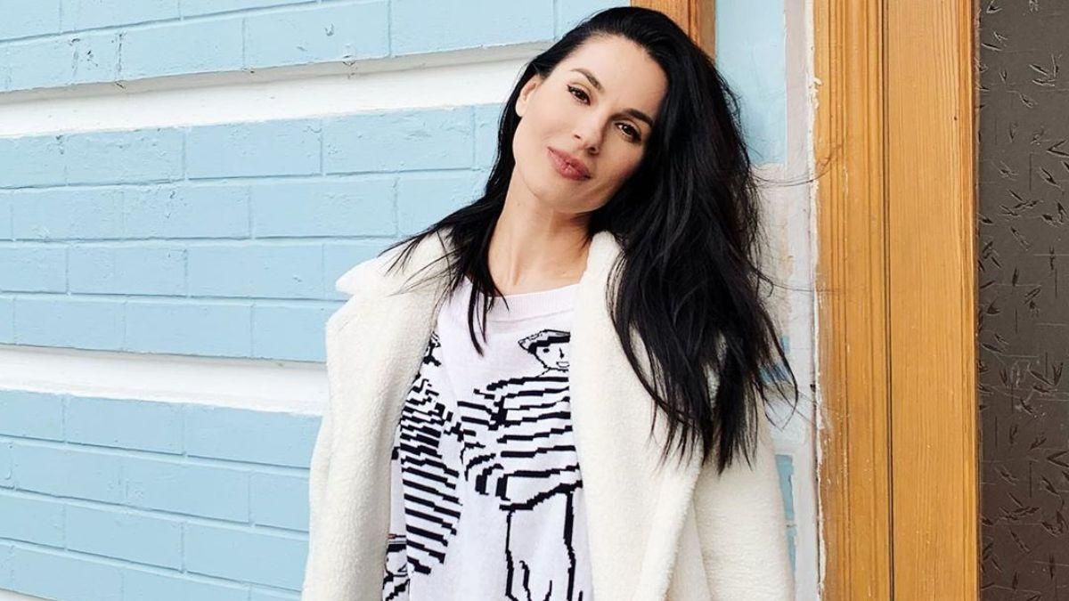 Маша Єфросиніна поділилася веселим роликом, який присвятила усім жінкам на карантині: відео Маша Єфросиніна поділилася веселим роликом, який присвятила усім жінкам на карантині: відео