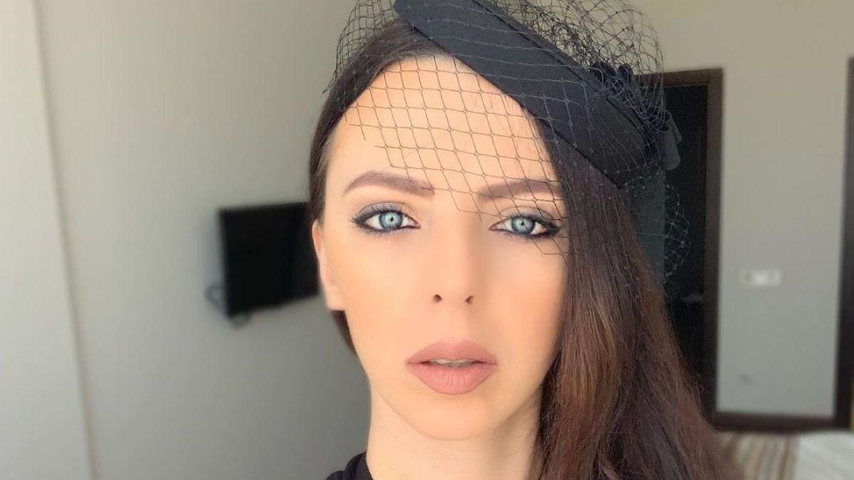 Sonya Kay розповіла причину смерті батька та скасувала весілля Sonya Kay розповіла причину смерті батька та скасувала весілля