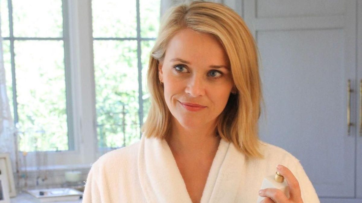 Риз Уизерспун показала архивное фото, сделанное 20 лет назад Риз Уизерспун показала архивное фото, сделанное 20 лет назад