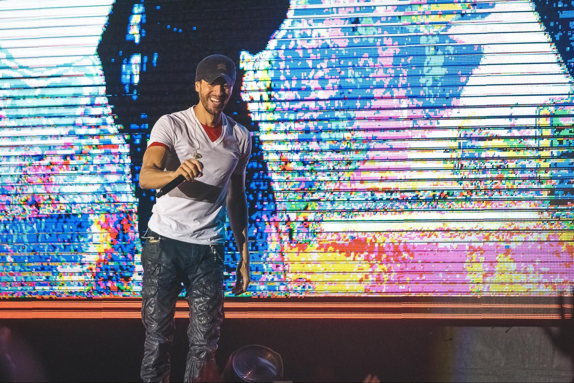 Как Энрике Иглесиас киевлян развлекал Как Энрике Иглесиас киевлян развлекал