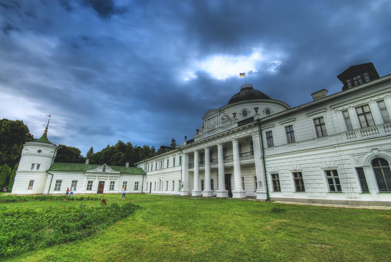 Топ-20 видатних замків України: неймовірна минувщина Топ-20 видатних замків України: неймовірна минувщина