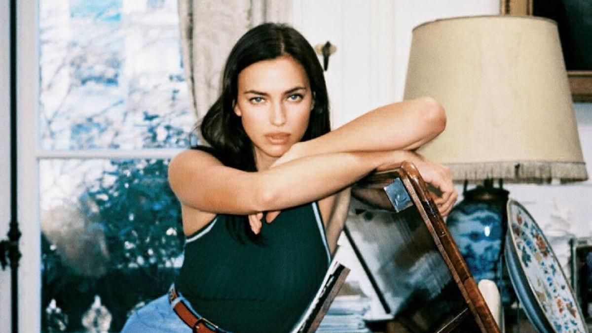 Стильна навіть у 14: російська модель Ірина Шейк показала фото з дитинства Стильна навіть у 14: російська модель Ірина Шейк показала фото з дитинства