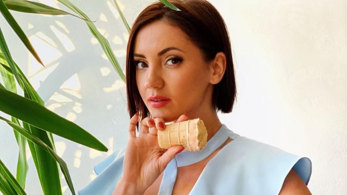 Як Оля Цибульська виглядала у дитинстві: кумедне фото - 17 квітня 2020 - 24 Канал Як Оля Цибульська виглядала у дитинстві: кумедне фото - 17 квітня 2020 - 24 Канал