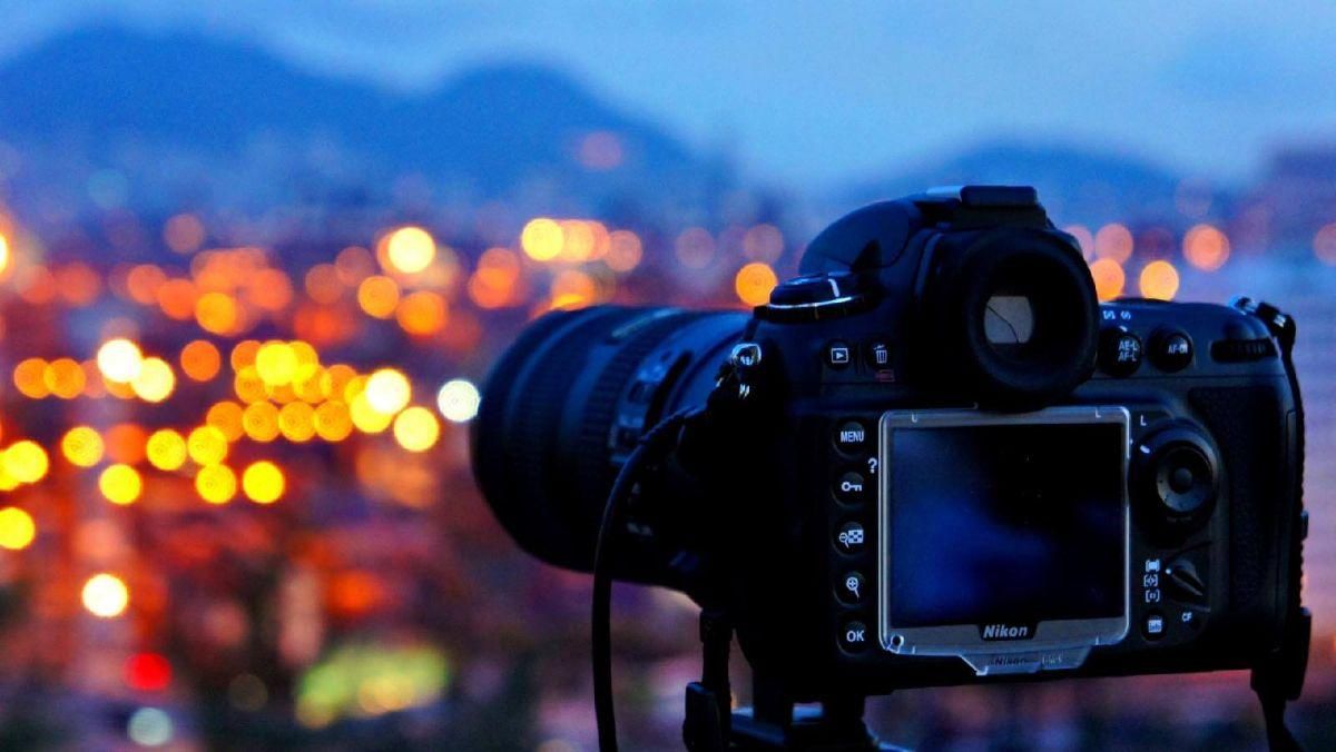 Українські фотографи продають роботи для придбання засобів захисту лікарям Українські фотографи продають роботи для придбання засобів захисту лікарям