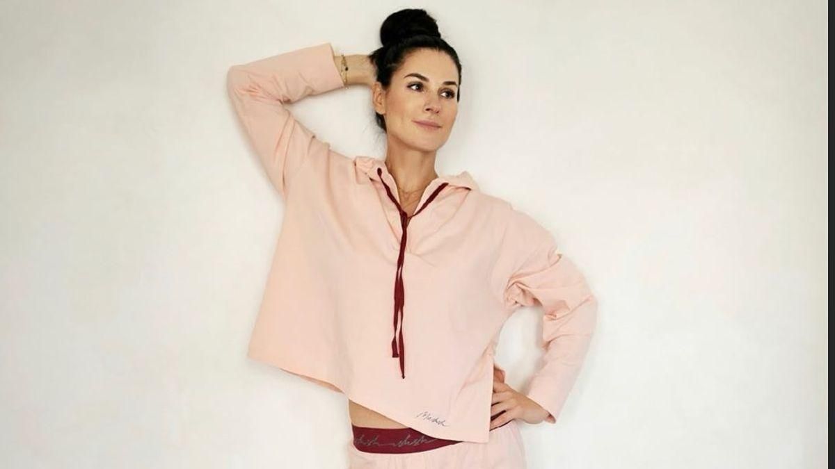 Маша Ефросинина показала стильные домашние образы на каждый день недели: видео Маша Ефросинина показала стильные домашние образы на каждый день недели: видео