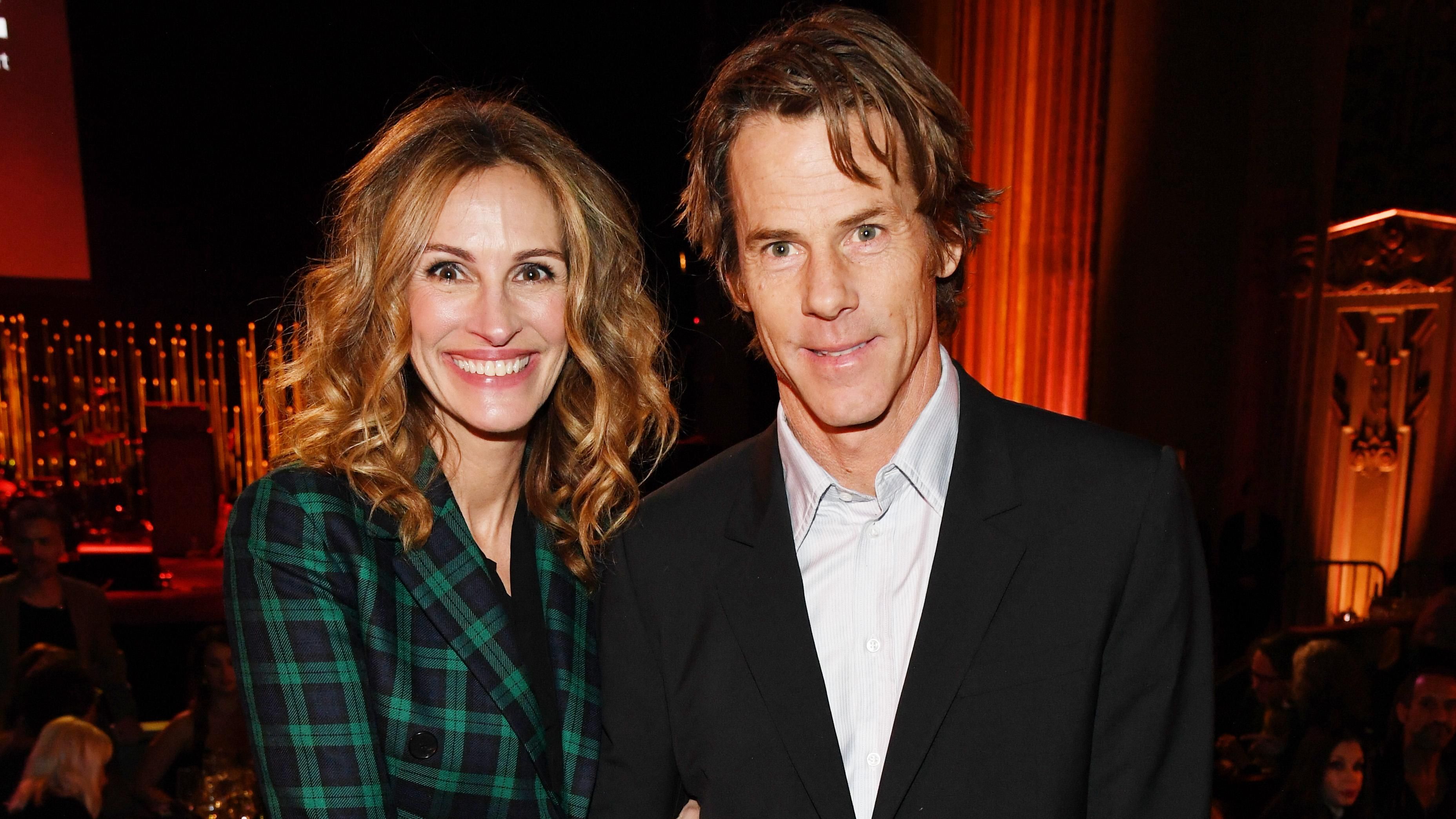 Джулия Робертс разводится с мужем после 18 лет брака, – СМИ Джулия Робертс разводится с мужем после 18 лет брака, – СМИ