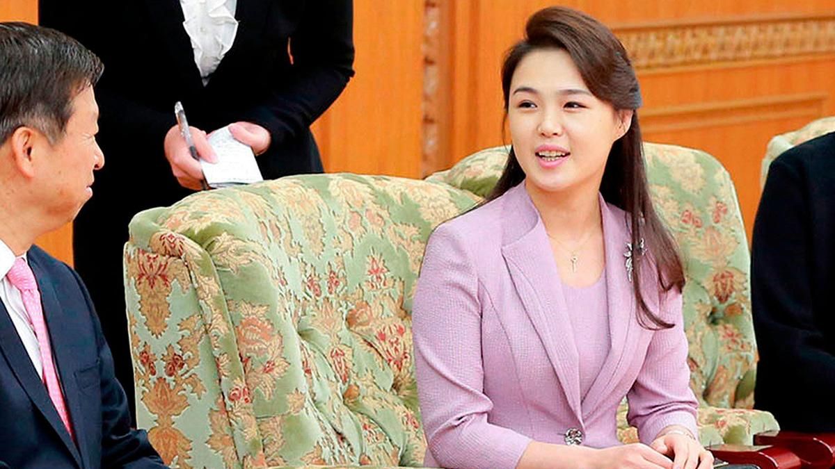 Жена Ким Чен Ына Ли Соль Чжу – фото образов первой леди КНДР