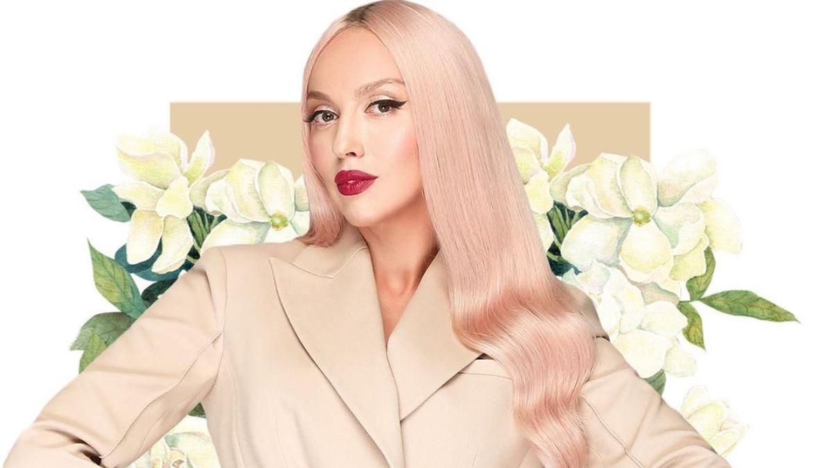 Кулінарний майстер-клас від Олі Полякової: рецепти зеленого борщу та оселедця Кулінарний майстер-клас від Олі Полякової: рецепти зеленого борщу та оселедця