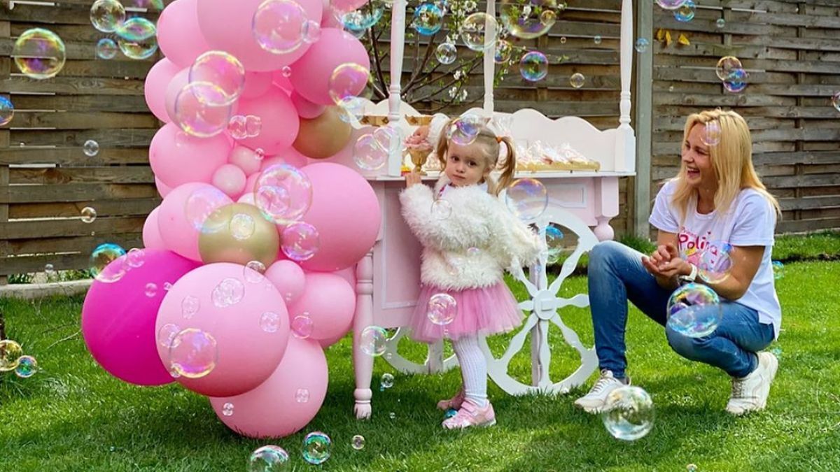 Лілія Ребрик показала святкування дня народження доньки: яскраві фото Лілія Ребрик показала святкування дня народження доньки: яскраві фото