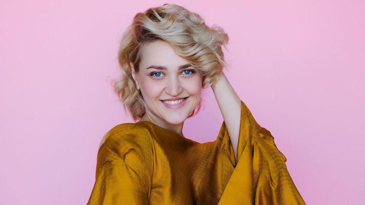 Зіркову матусю Віру Кекелію виписали з полового будинку: відео Зіркову матусю Віру Кекелію виписали з полового будинку: відео