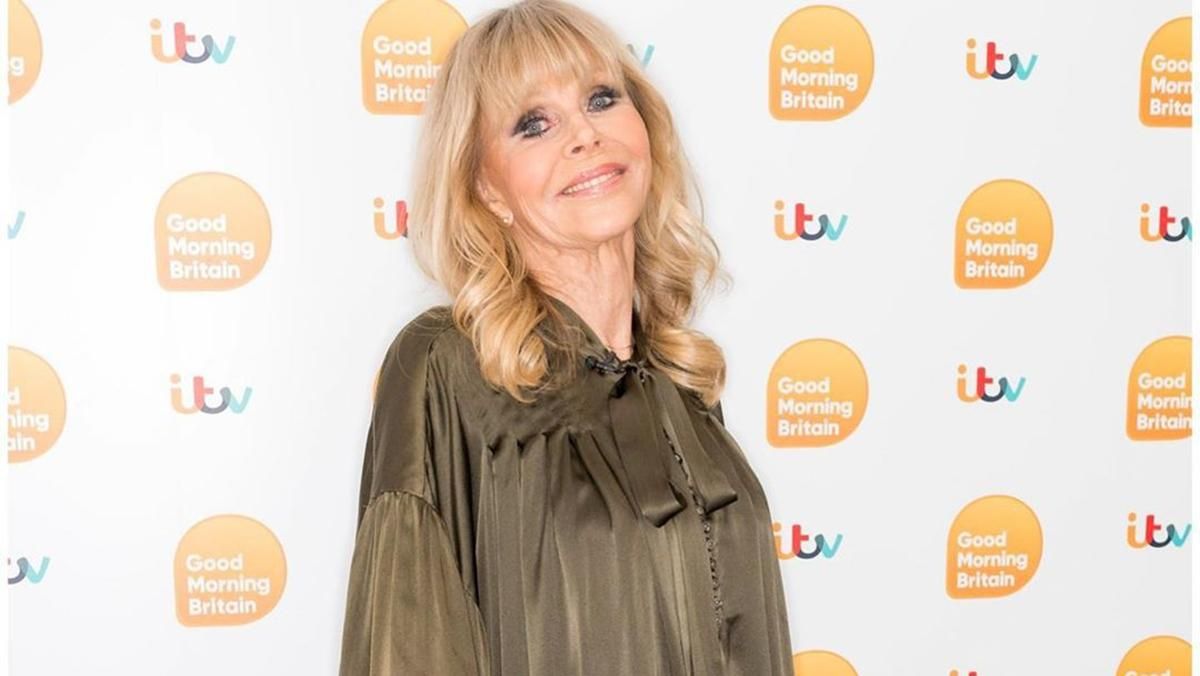 "Девушка Бонда" впервые призналась об эмоциональных издевательствах и давлении мужа:Он решал все "Девушка Бонда" впервые призналась об эмоциональных издевательствах и давлении мужа:Он решал все