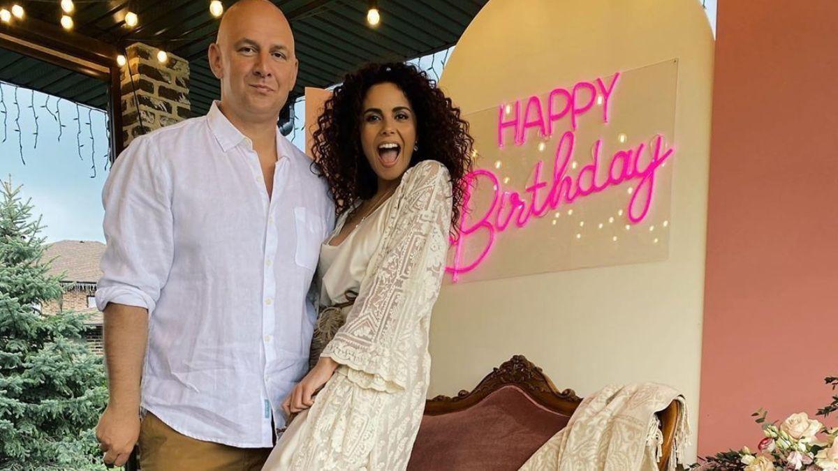 Настя Каменских трогательно поздравила Потапа с днем рождения: Ты – гений! Настя Каменских трогательно поздравила Потапа с днем рождения: Ты – гений!