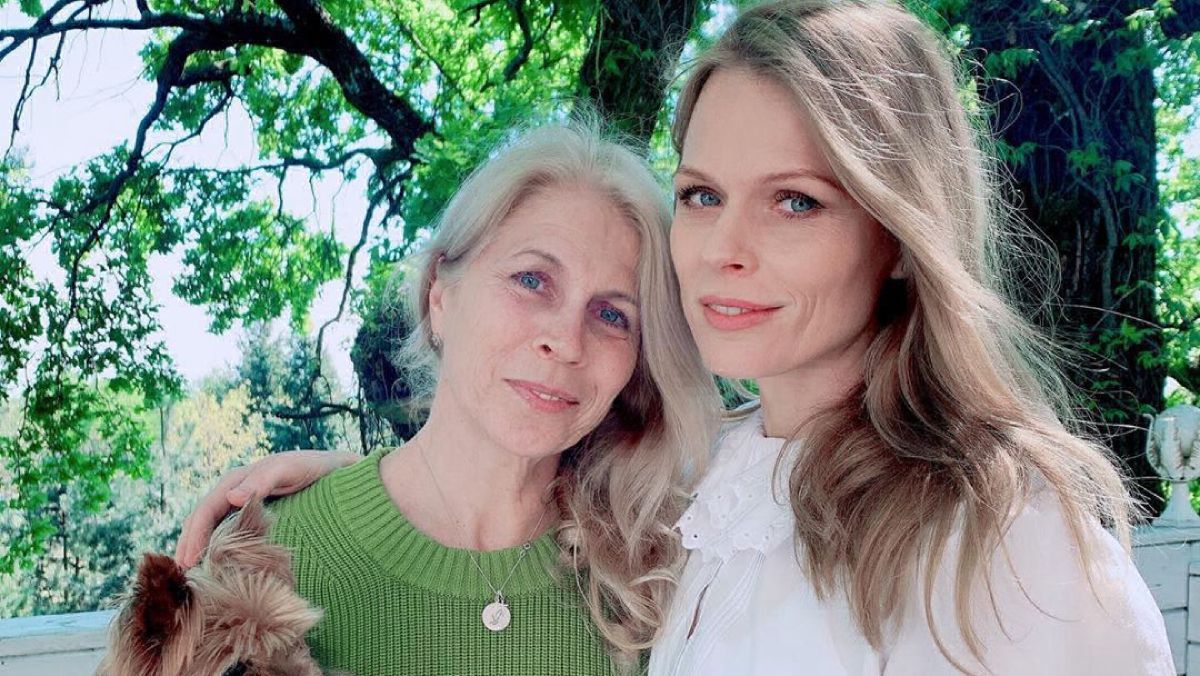 Оля Фреймут святкує 4-річчя маленького сина у родинну колі: затишні фото Оля Фреймут святкує 4-річчя маленького сина у родинну колі: затишні фото