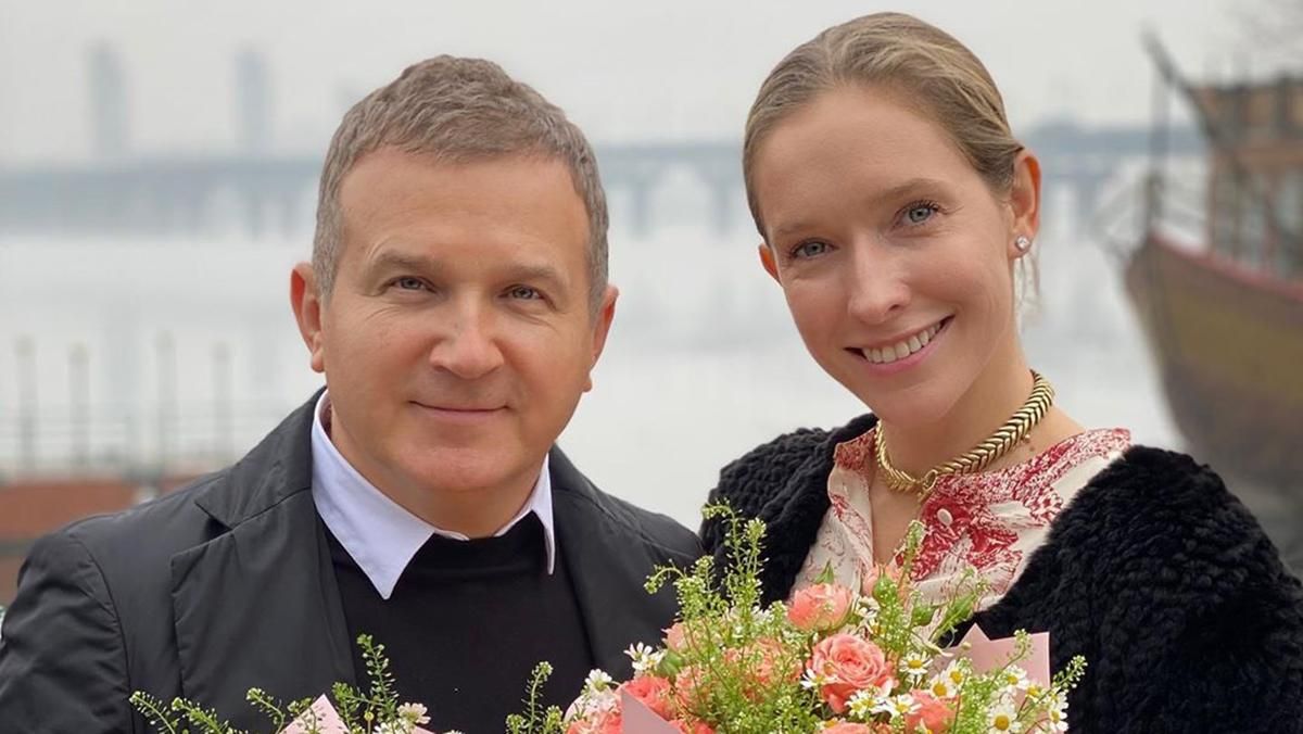 Юрий Горбунов показал романтический ужин с Осадчей при свечах: фото Юрий Горбунов показал романтический ужин с Осадчей при свечах: фото