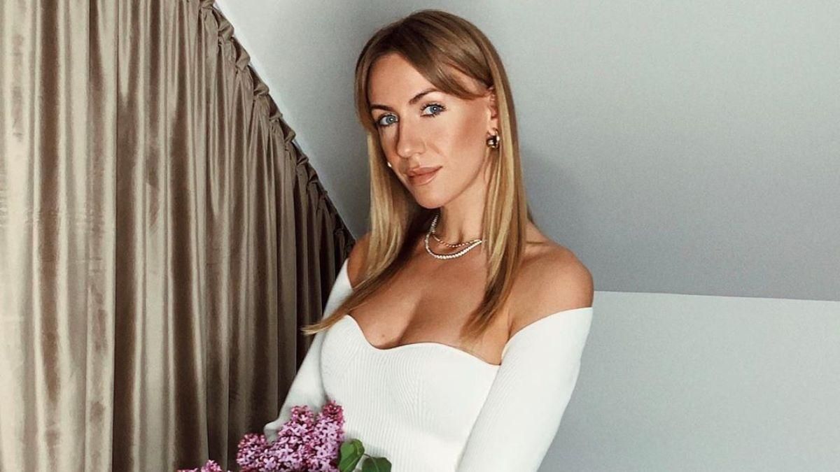 У бежевому плащі: Леся Нікітюк похизувалася стильним весняним образом У бежевому плащі: Леся Нікітюк похизувалася стильним весняним образом