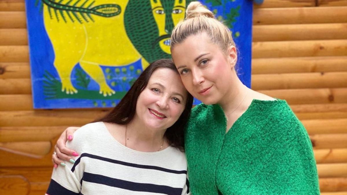 Донька Ніни Матвієнко показала її в молодості: архівне фото Донька Ніни Матвієнко показала її в молодості: архівне фото