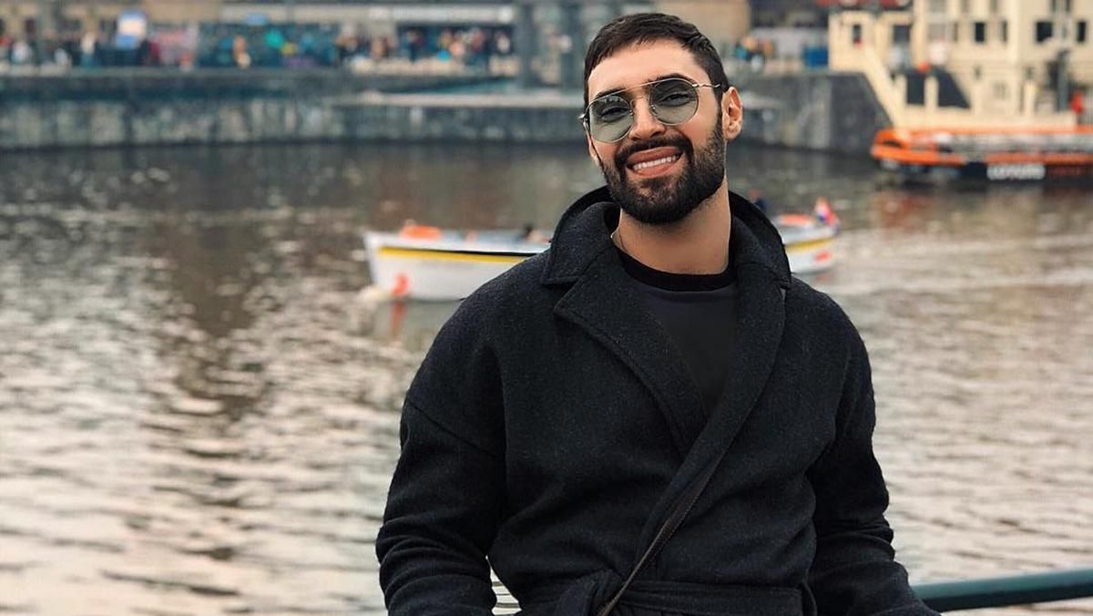 Віталій Козловський з'їхався зі своєю обраницею та розкрив інші подробиці про неї Віталій Козловський з'їхався зі своєю обраницею та розкрив інші подробиці про неї