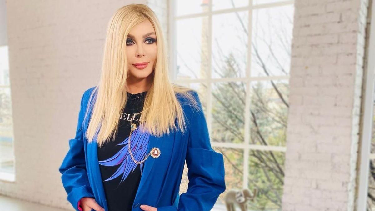 Ірина Білик показала фото з двома синами та майбутньою невісткою Ірина Білик показала фото з двома синами та майбутньою невісткою