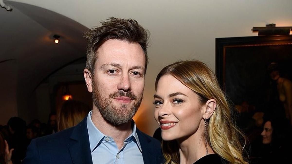 Актриса Джейми Кинг разводится с мужем и опасается насилия с его стороны Актриса Джейми Кинг разводится с мужем и опасается насилия с его стороны