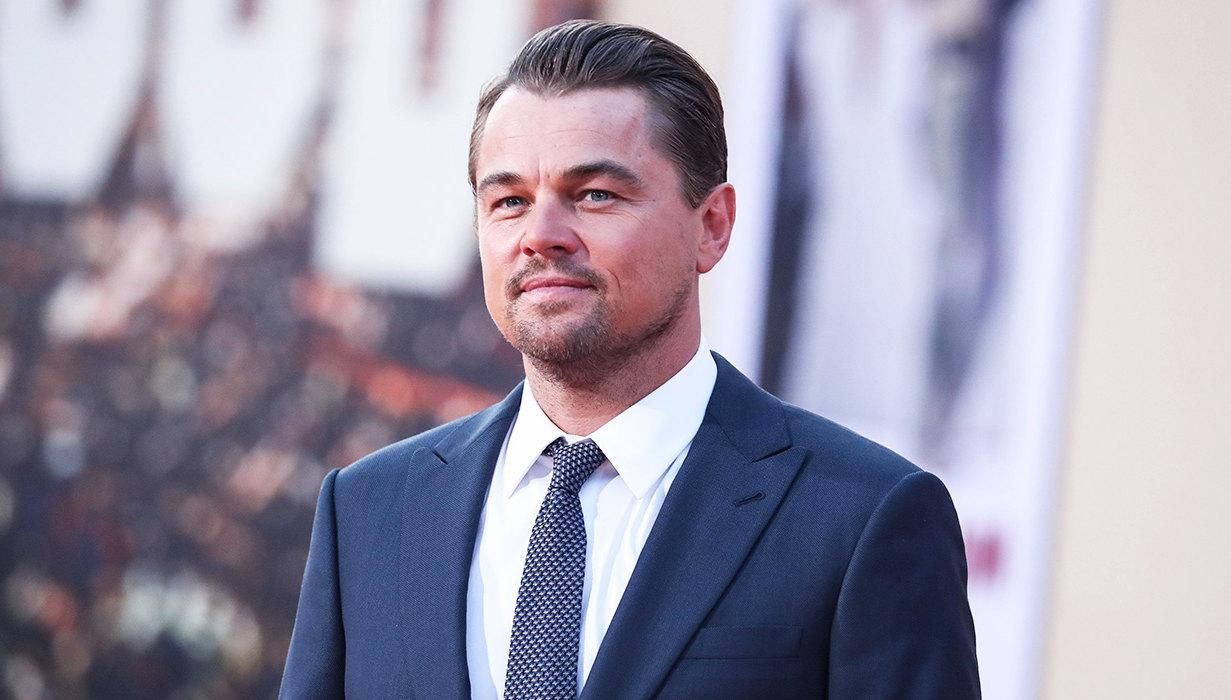 Леонардо Ді Капріо пожертвував 2 мільйони доларів на підтримку гірських горил Леонардо Ді Капріо пожертвував 2 мільйони доларів на підтримку гірських горил