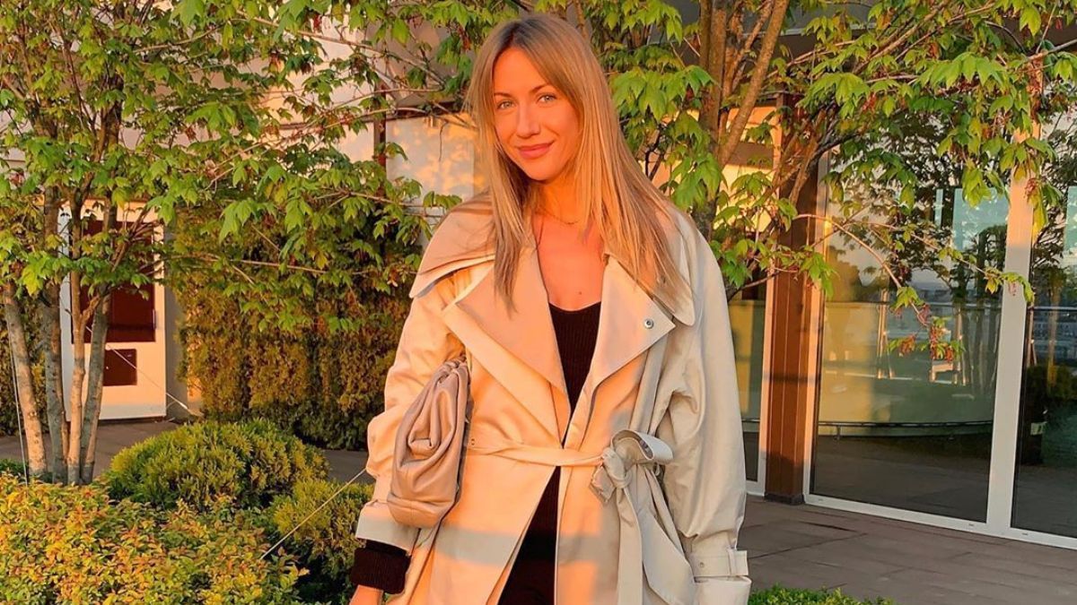 Леся Никитюк позировала посреди желтого поля: яркие фото Леся Никитюк позировала посреди желтого поля: яркие фото