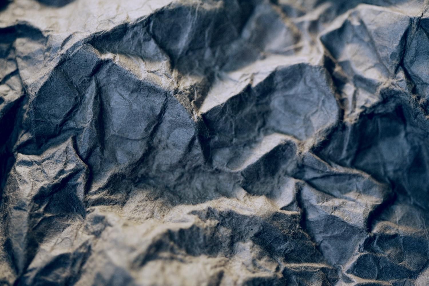 Фасад у вигляді пом'ятого паперу: переваги використання панелей та фото Фасад у вигляді пом'ятого паперу: переваги використання панелей та фото