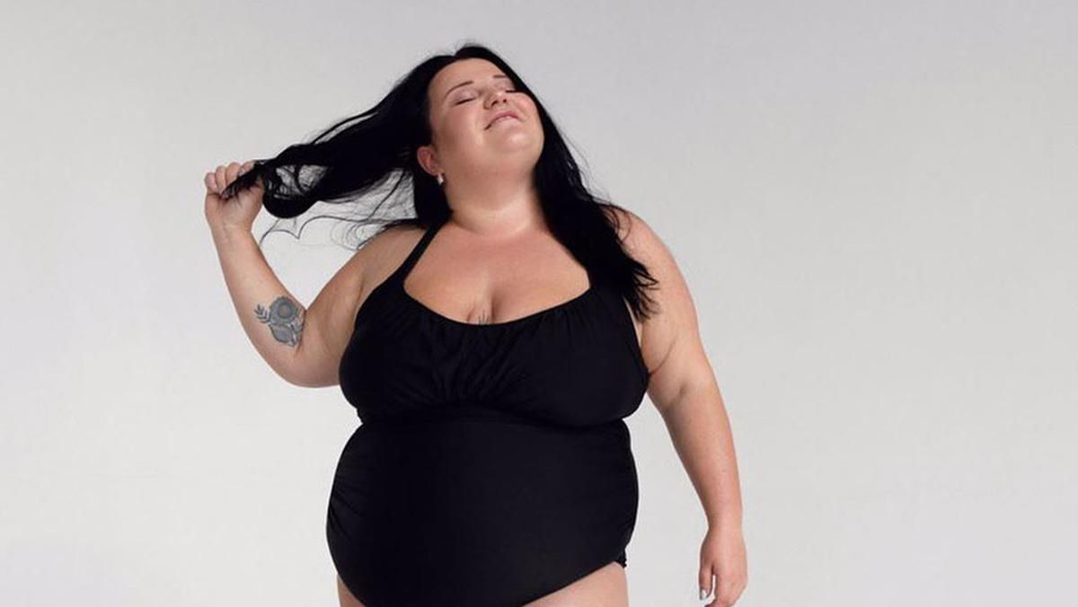 Alyona Alyona перетворилася на ляльку Barbie: кумедне фото Alyona Alyona перетворилася на ляльку Barbie: кумедне фото