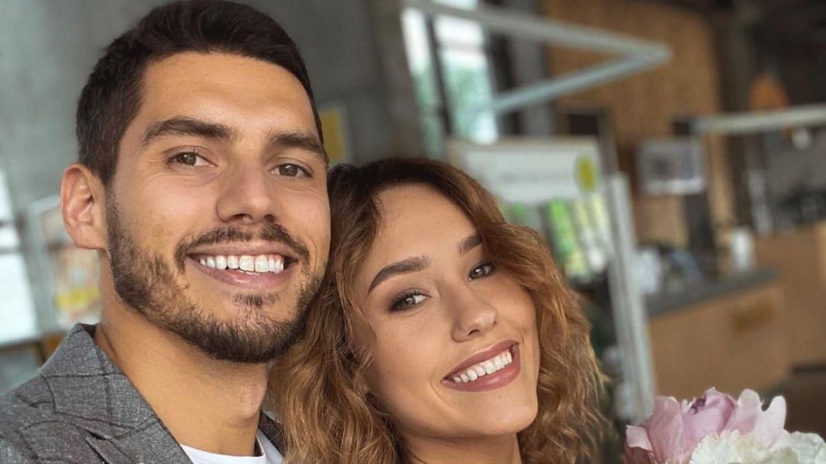 Никита Добрынин и Даша Квиткова рассказали о тайных встречах и деталях предстоящей свадьбы Никита Добрынин и Даша Квиткова рассказали о тайных встречах и деталях предстоящей свадьбы