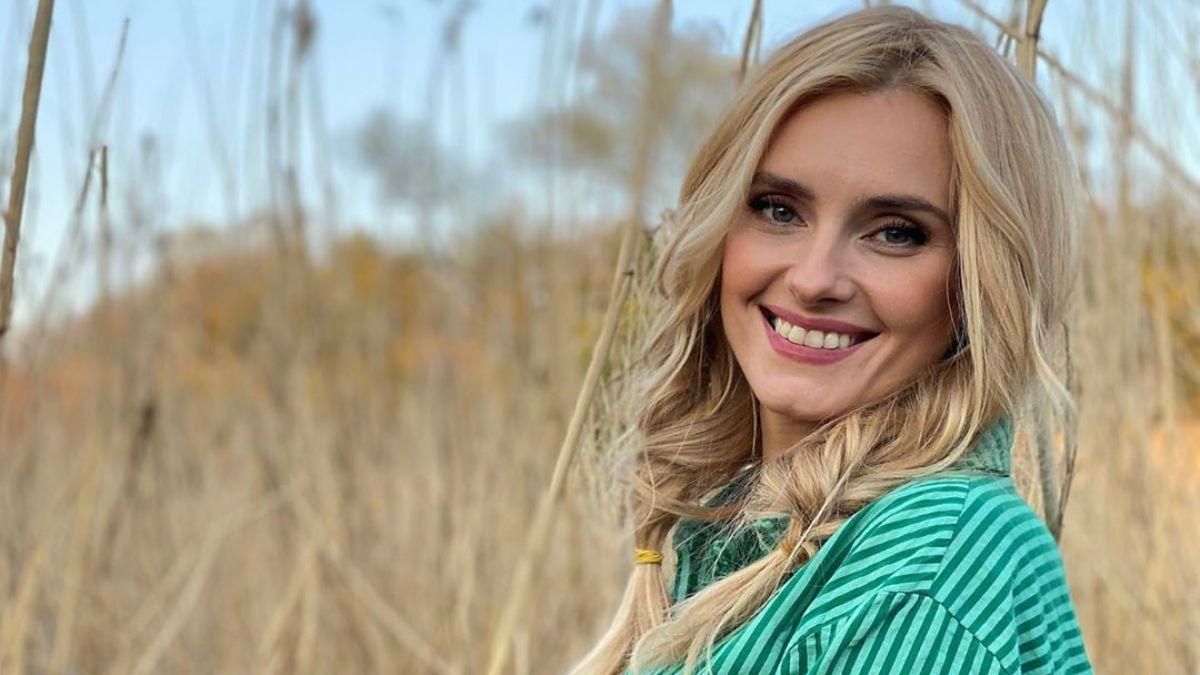 Ірина Федишин показала останній дзвінок у школі: архівне фото Ірина Федишин показала останній дзвінок у школі: архівне фото