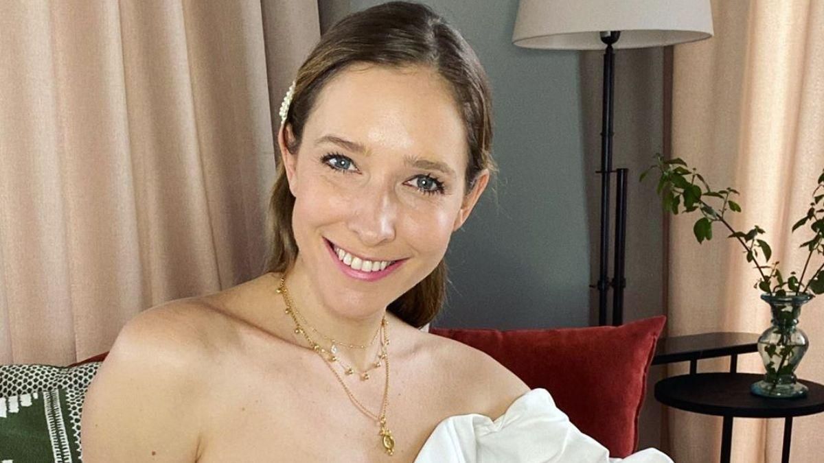 Катя Осадча сумує за святами: чарівні фото з повітряними кульками Катя Осадча сумує за святами: чарівні фото з повітряними кульками