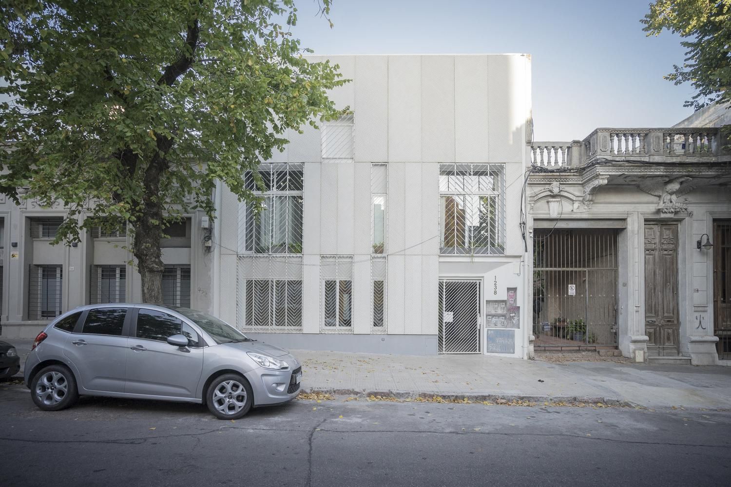 Как разделить старый жилой дом на 7 квартир – пример из Уругвая