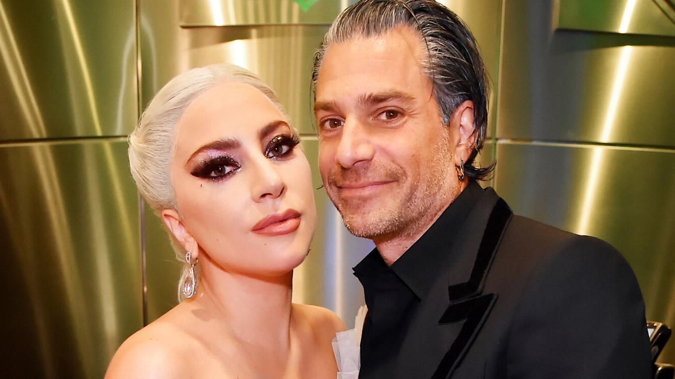 Фанати підозрюють, що Леді Гага присвятила новий хіт своєму колишньому: про що пісня Фанати підозрюють, що Леді Гага присвятила новий хіт своєму колишньому: про що пісня