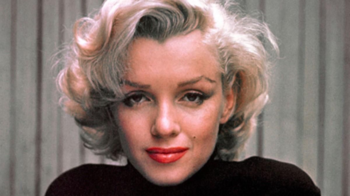 В стиле сексуальной Мэрилин Монро: какие звезды примерили горячие образы кинодивы В стиле сексуальной Мэрилин Монро: какие звезды примерили горячие образы кинодивы